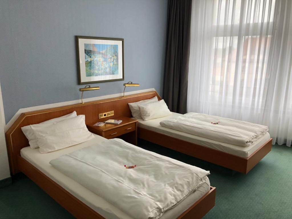 Hotel Kaiserhof Furstenwalde Ngoại thất bức ảnh
